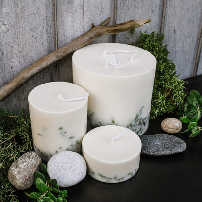 Moss mini pillar candle
